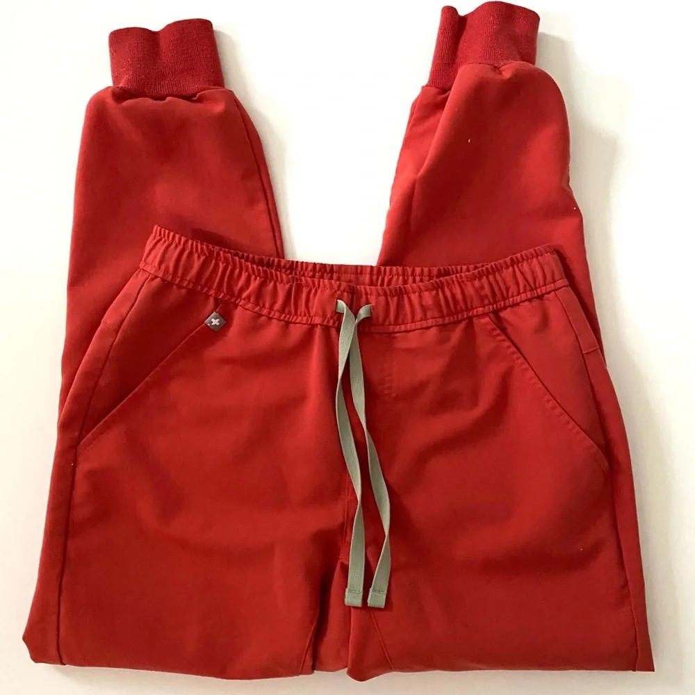 Figs Scrubs Pants Men's Tansen Joggers Scrub Pants Coral Clay size XS Short
